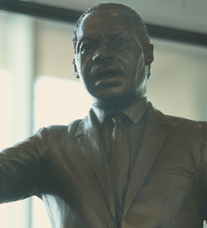 Statue of MLK 