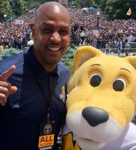 Kyler Speller and Nuggets mascot